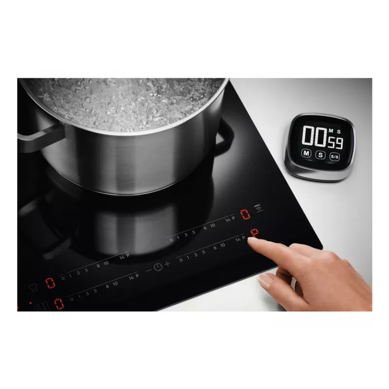 Elektrinė kaitlentė Electrolux Serie 600 EIV63443 Juoda Įmontuojama 59 cm Zoninė indukcinė 4 zonos