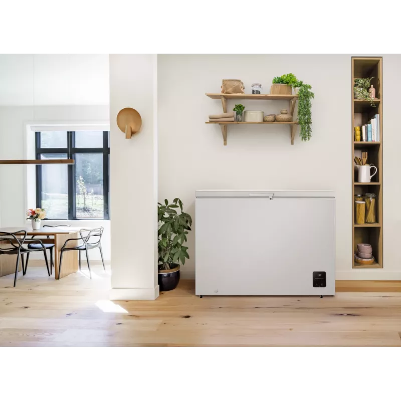 Šaldiklis skryninis Gorenje FH30EAW — 297 L neto, energijos klasė E, laisvai pastatomas, ekranas, baltas