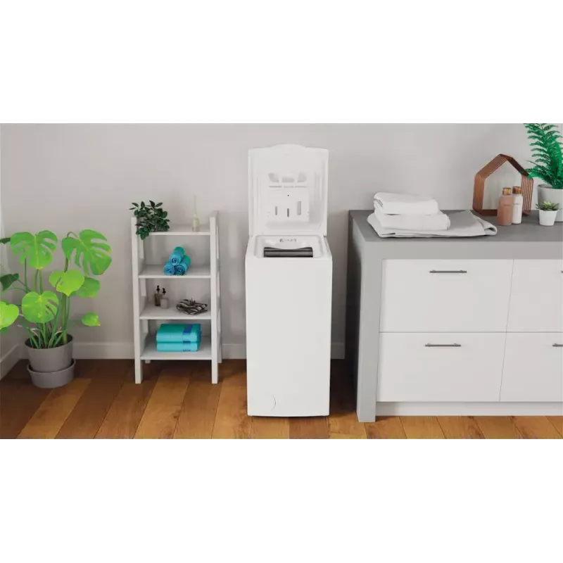 Skalbimo mašina su viršutiniu pakrovimu Indesit BTW L60400 EE/N — 6 kg, 1000 aps./min, 400×600×900 mm, balta