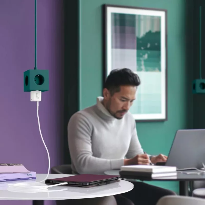 Hama 00201983 greitasis sieninis įkroviklis su USB-C, 100-240 V, baltas