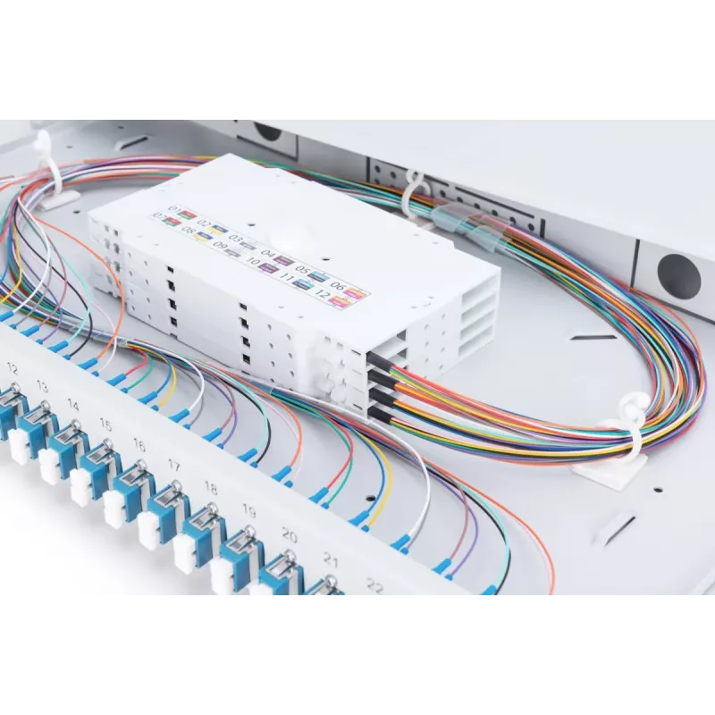 DIGITUS DN-96332/9 šviesolaidinė sujungimo dėžė, 1U, su 24x LC duplex adapteriais, M25 varžtu, sujungimo kasetė, vienmodė OS2, spalvotos pigtailės