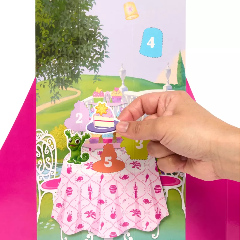 Disney Princess Spin & Reveal Rapunzel mados lėlė su 11 staigmenų