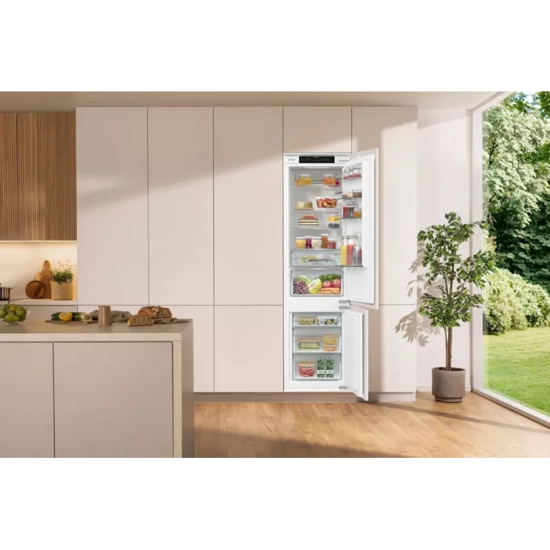 Šaldytuvas-šaldiklis Gorenje NRKI519E41 BK070, 284 L, SN-N, 6 kg/24h, E, Fresh Zone, Baltas