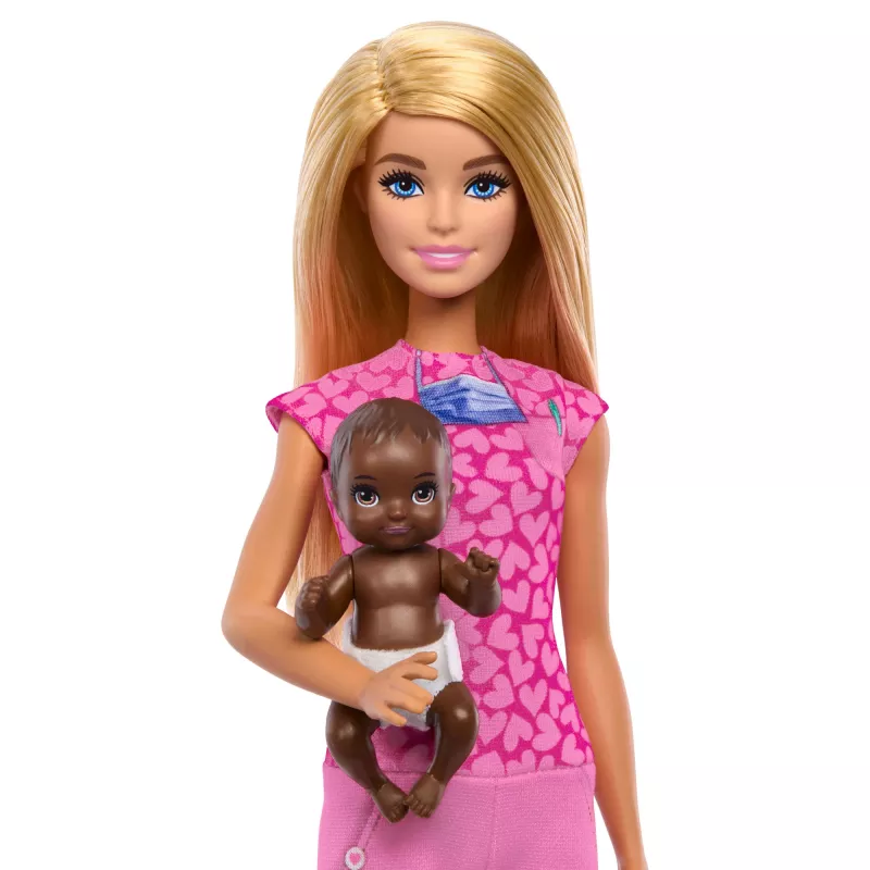 Barbie Baby Doctor lėlė su šviesiaplauke mados lėle, 1 kūdikio lėlė, baldai ir aksesuarai