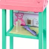 Barbie Baby Doctor lėlė su šviesiaplauke mados lėle, 1 kūdikio lėlė, baldai ir aksesuarai
