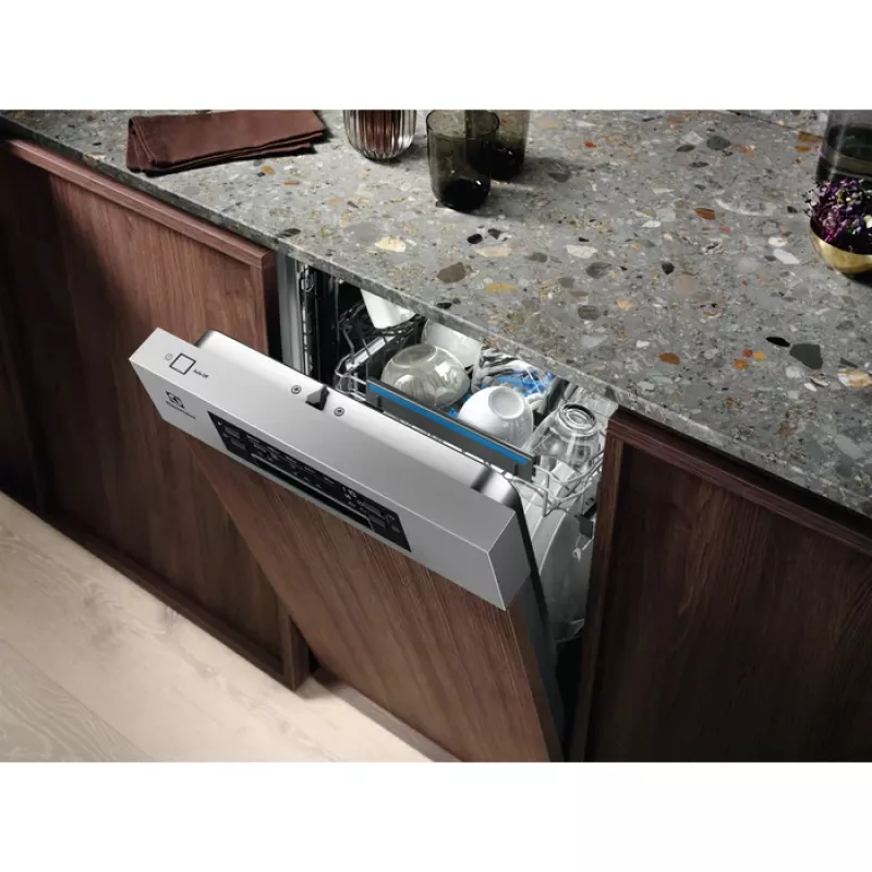 Įmontuojamas indaplovė Electrolux EES42210IX 45 cm siaura, 9 komplektai, 44 dB, AirDry, 8 programų