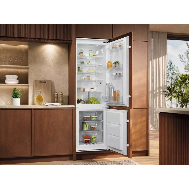 Įmontuojamas šaldytuvas Electrolux LNT6NE18S — 257 L, liečiamas valdymas, apatinis šaldiklis, No Frost, baltas