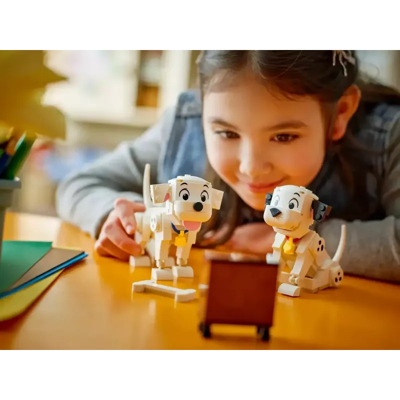 LEGO Disney Classic Šuniukai Lucky ir Penny rinkinys 43271, 268 dalių, aukštis 90 mm, nuo 6 metų