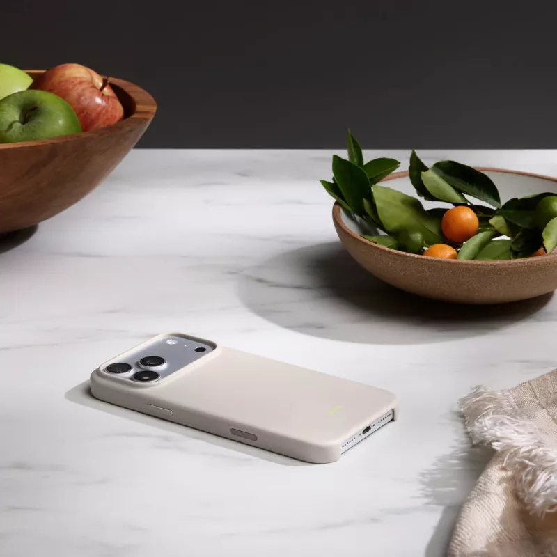 APPLE Beats iPhone 17 Pro Max Dėklas su MagSafe ir kameros valdymu – Lime Stone