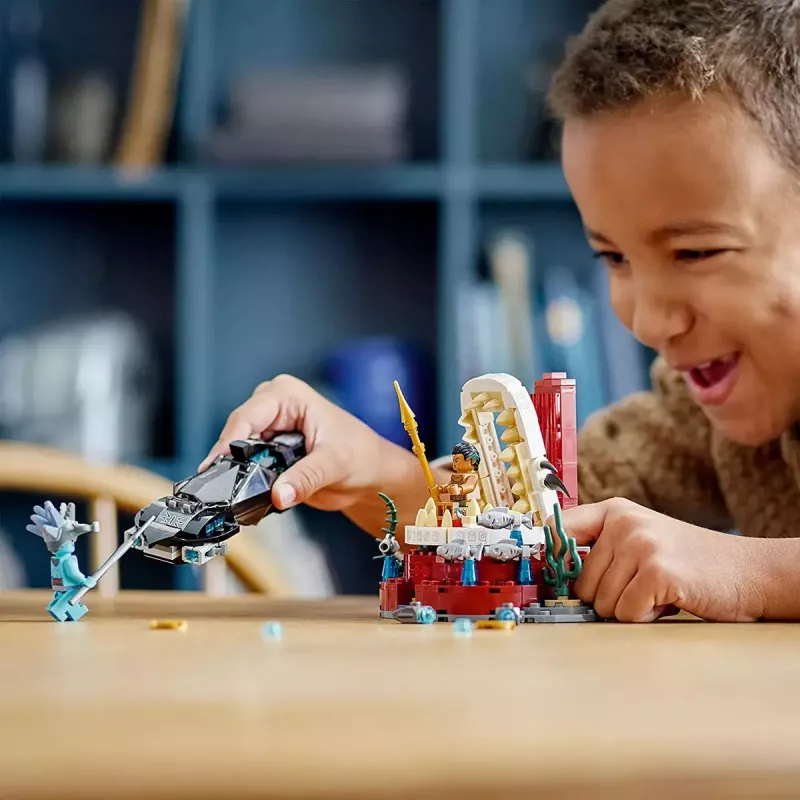 LEGO Super Heroes Marvel 76213 Karaliaus Namoro sosto salė, 355 vnt. detalių, nuo 7 m.