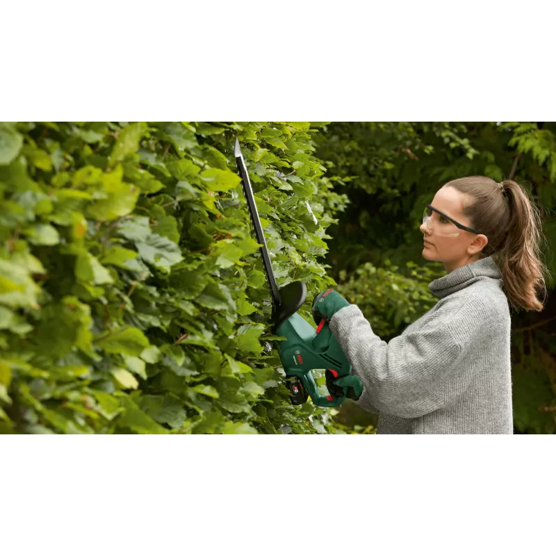 Krūmapjovė Bosch Easy HedgeCut 18-52-13 18V 2Ah 2,8 kg