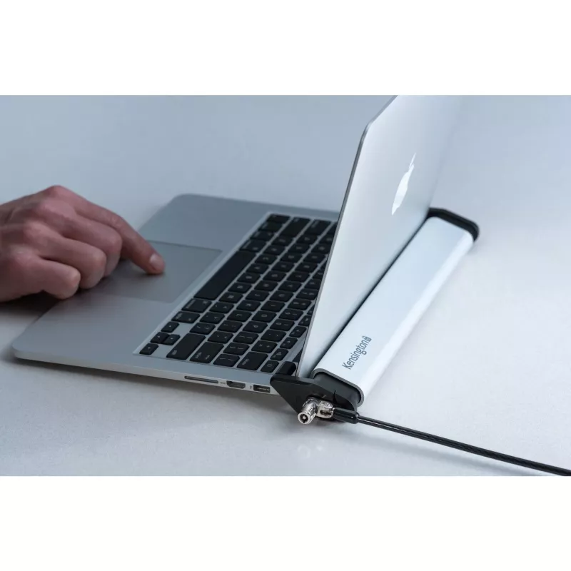 Kensington Laptop Locking Station 2.0 be spynos, skirtas komplektavimui su pagrindinėmis spynomis