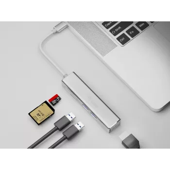 Equip USB-C 5 viename universalus adapteris