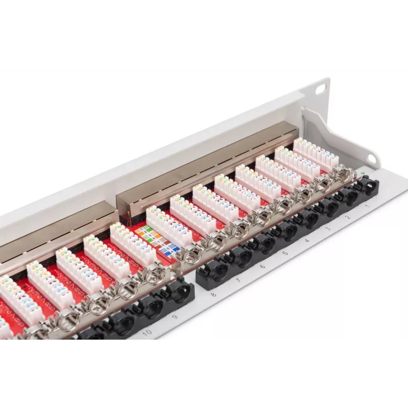 DIGITUS skydo plokštė, CAT6A ekranuota, 1U, 24 prievadai, 8P8C, juoda RAL 9005, 483