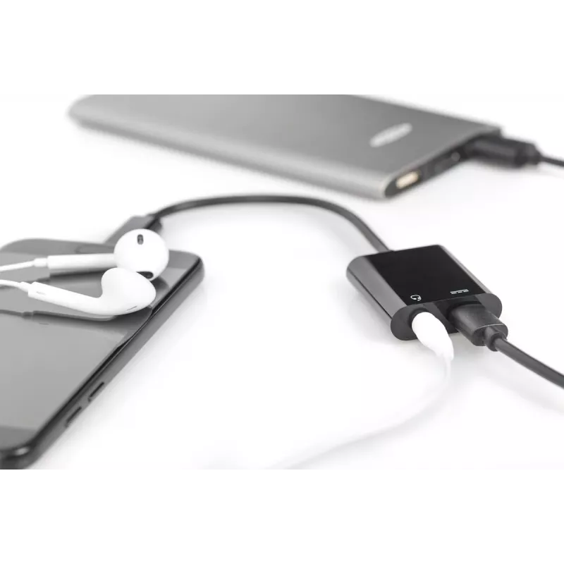 DIGITUS USB Type-C skirstytuvas, USB-C – 3,5 mm + USB-C, M/F/F, 20 cm, juodas