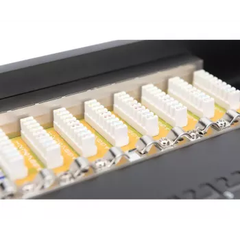 DIGITUS CAT6 Class E ekranuotas pataisų skydelis 16 prievadų RJ45 8P8C LSA 1U 19 inch juodas RAL9005