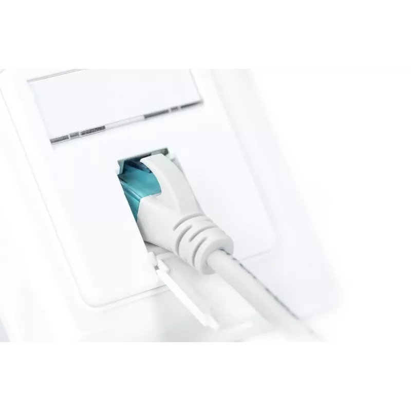 DIGITUS CAT6A Class EA tinklo lizdas, ekranuotas, 1x RJ45, LSA, balta, įleidžiamas, 8 kryptys