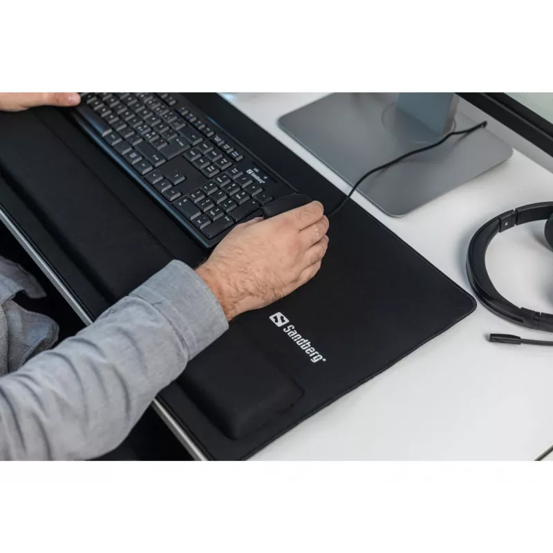 Sandberg Desk Pad Pro XXL, juodas, monochromatinis, riešo atrama, neslystanti bazė, žaidimų pelės kilimėlis