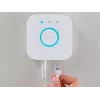 „Philips Hue Bridge“ – centrinė valdymo sistema – belaidžiu ir laidiniu ryšiu