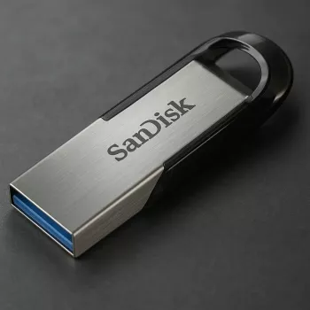WESTERN DIGITAL SanDisk Ultra Flair 16GB USB atmintukas - USB 3.0 - juodas / sidabrinis