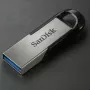 WESTERN DIGITAL SanDisk Ultra Flair 16GB USB atmintukas - USB 3.0 - juodas / sidabrinis