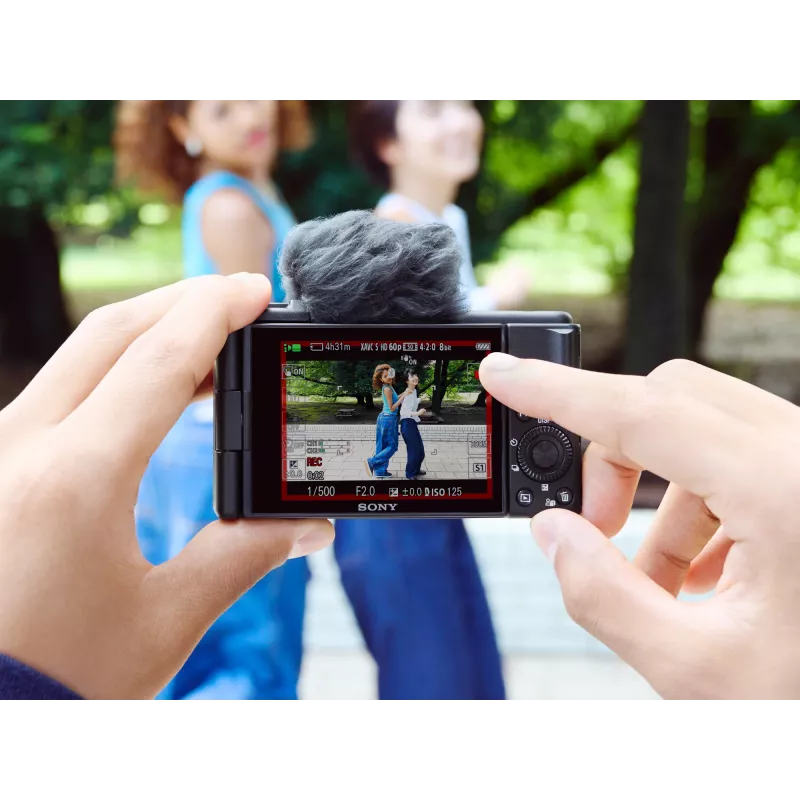 Sony ZV-1F kompaktiškas fotoaparatas su 1 colio Exmor RS CMOS jutikliu, 20,1 MP, 5472 x 3648 pikseliai, juodas