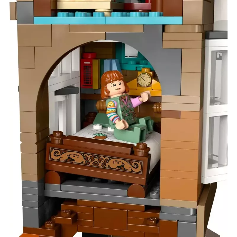 LEGO® Harry Potter™ „The Burrow“ kolekcinis rinkinys 76437, 2405 dalių, 10 minifigūrėlių
