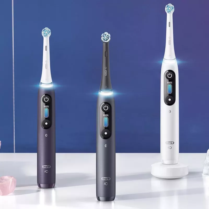 Oral-B iO elektrinis dantų šepetėlis Suaugusiems Sukamasis šepetėlis Baltas