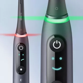 Oral-B iO elektrinis dantų šepetėlis suaugusiems Sukamasis šepetėlis Juoda