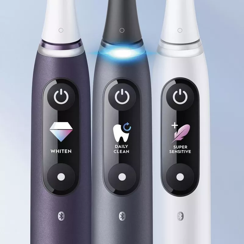 Oral-B iO elektrinis dantų šepetėlis suaugusiems Sukamasis šepetėlis Juoda