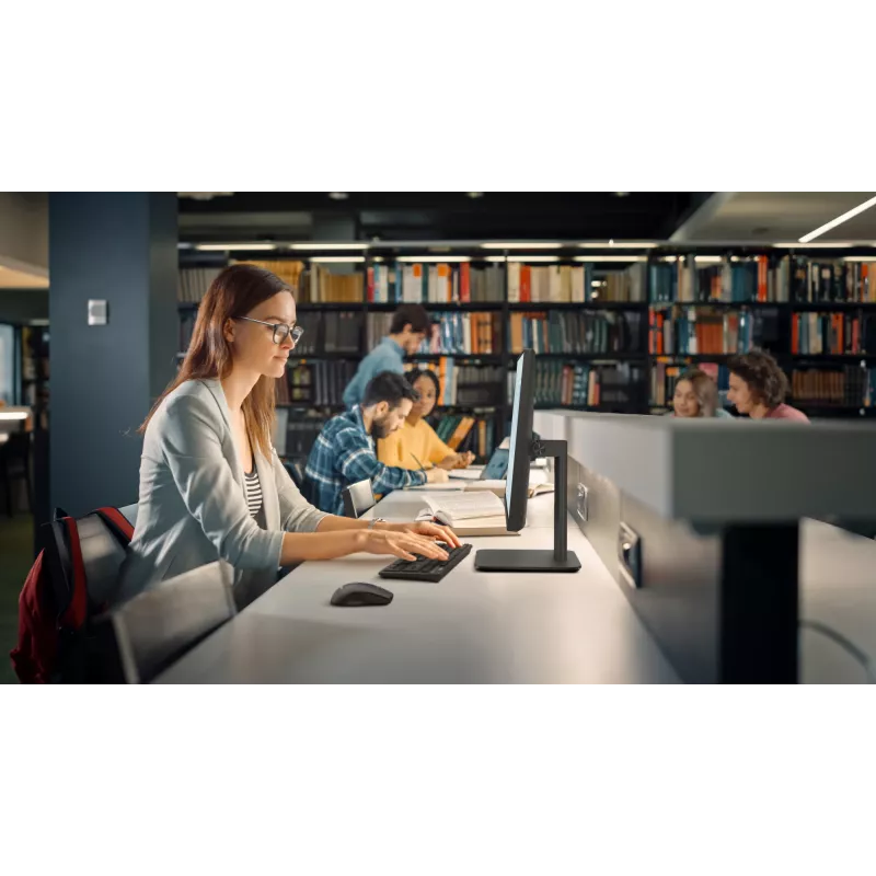 Visame viename kompiuteris ASUS ExpertCenter P400 AiO P440VAESK-BPC079X Intel Core i7 16 GB 512 GB Intel UHD Windows 11 Pro