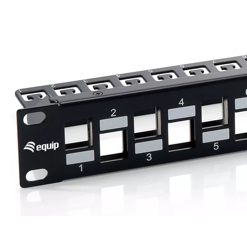 Equip 24 prievadų ekranuotas Keystone Cat.6A pataisos skydelis, juodas