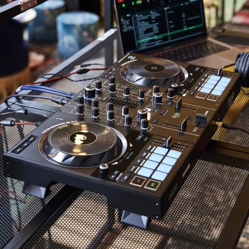 Hercules Inpulse 500 skaitmeninė vinilinė sistema (DVS) su braižymo funkcija, juoda