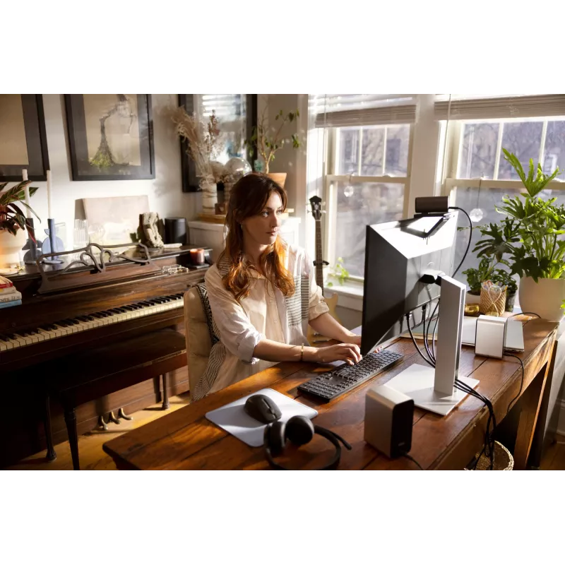 HP 965 4K srautinė internetinė kamera, 8 MP, 3840 x 2160 pikselių, Full HD, 60 kadrų/s, 1280x720@30fps, 1280x720@60fps, 1920x1080@30fps, 1920x1080@60fps, 3840x2160@30fps, USB