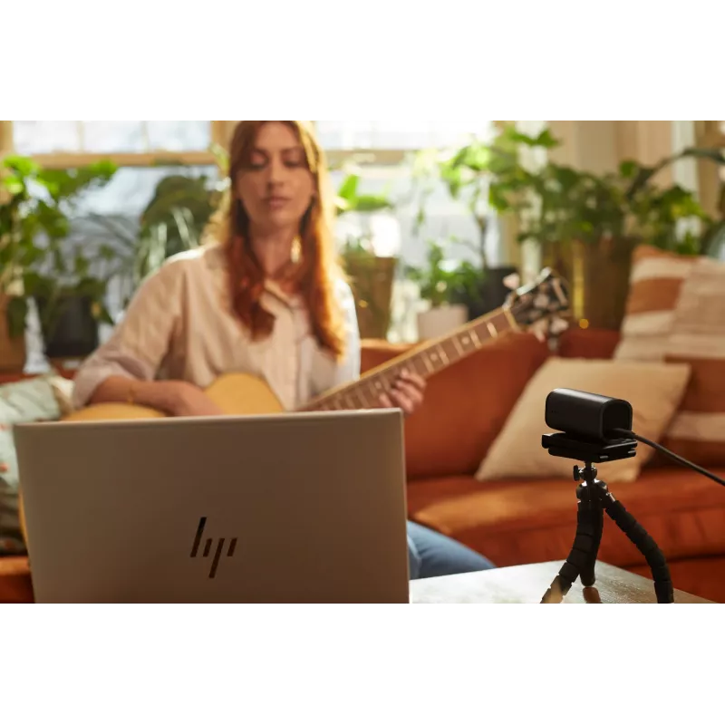 HP 965 4K srautinė internetinė kamera, 8 MP, 3840 x 2160 pikselių, Full HD, 60 kadrų/s, 1280x720@30fps, 1280x720@60fps, 1920x1080@30fps, 1920x1080@60fps, 3840x2160@30fps, USB