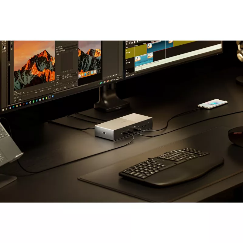 Kensington SD5000T5 EQ Thunderbolt 5 Triple 4K dokų stotelė su 140W PD - Windows/macOS