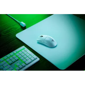 RAZER Viper V3 Pro žaidimų pelė – belaidė / laidinė – balta