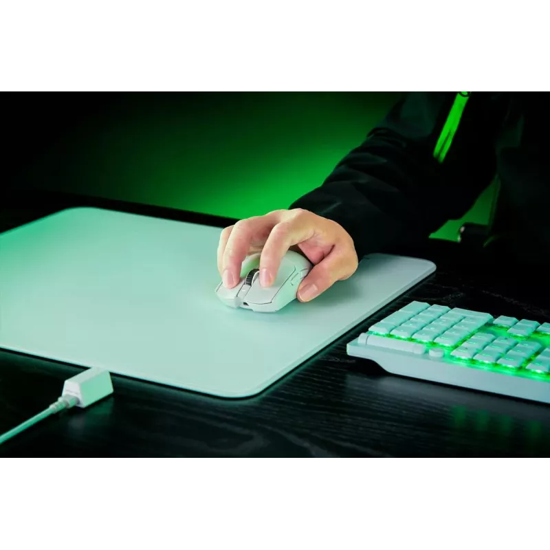 RAZER Viper V3 Pro žaidimų pelė – belaidė / laidinė – balta