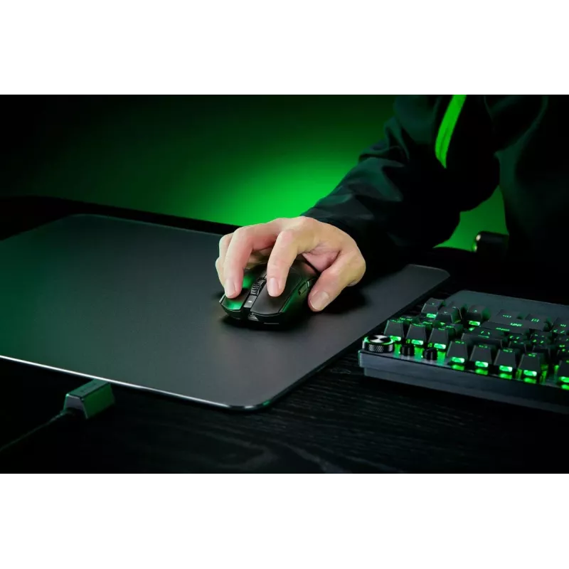 Razer Viper V3 Pro pelė, dešinei rankai, belaidė RF + USB Type-C, optinė, 35000 DPI