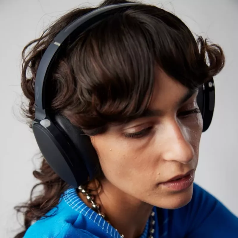 Ausinės Skullcandy Hesh ANC — laidinės ir belaidės, Bluetooth 5.0, ANC, USB-C, 22 h veikimo, 3,5 mm, juodos