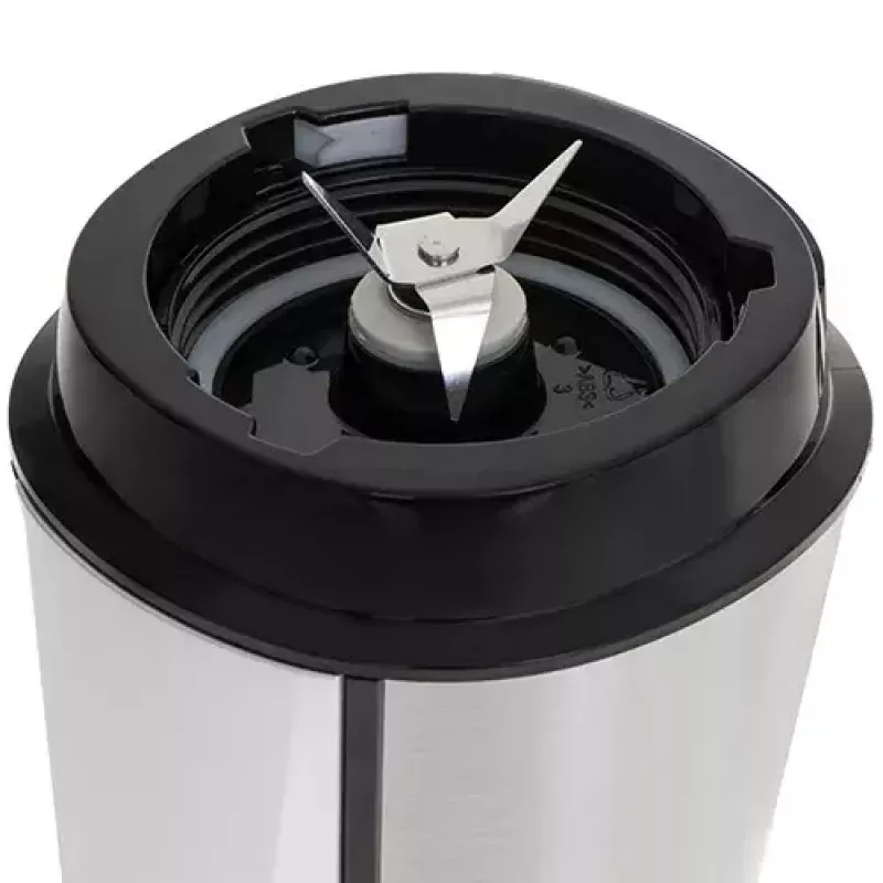 Sportinis blenderis Adler AD 4081 - nešiojamas asmeninis blenderis, 800 W maks., 0,57 L puodelis, nerūdijančio plieno peiliai, 2 buteliai