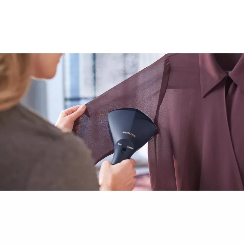 Drabužių garintuvas Philips GC810/20 — 1600 W, 0.23 L vandens bakelis, 32 g/min nuolatinis garas, juodas/rožinis