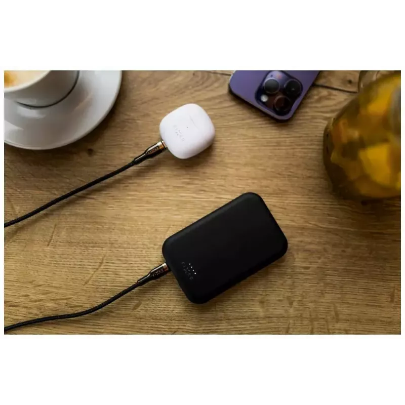 Nešiojamas Power Bank FIXED MagZen 6000 mAh — juodas, USB išvestis išmaniesiems telefonams ir planšetėms