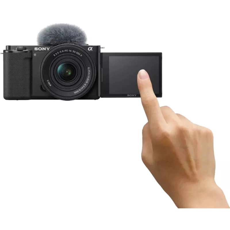 Sony ZV-E10 + E PZ 16-50mm F3.5-5.6 OSS II MILC 24,2 MP CMOS 6000 x 4000 pikselių Juoda