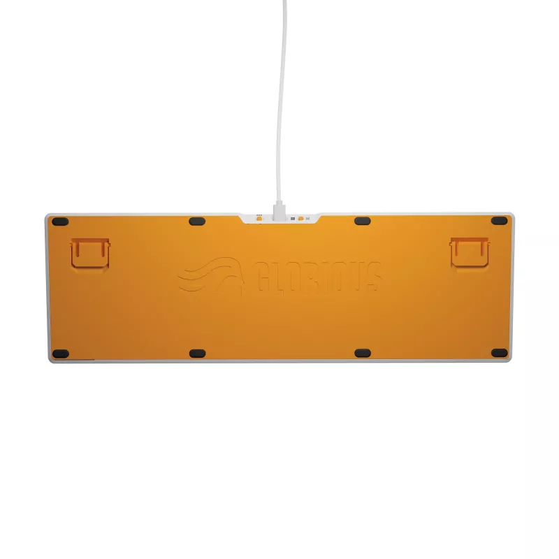Mechaninė pilno dydžio (100%) laidinė klaviatūra GLORIOUS GMMK 3 HE — balta, USB, QWERTY, RGB