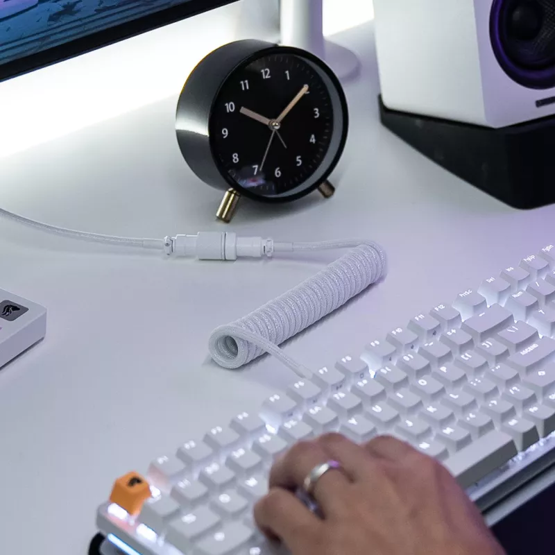 Suvyniota USB jungiamoji laido GLORIOUS GMMK Ghost White (GLO-KB-ACC-CBL-COIL-GWHT)