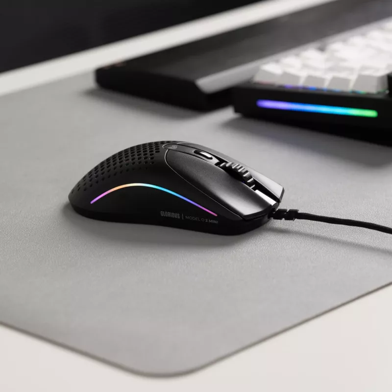 Gaming pelė Glorious Gaming Model O 2 Mini RGB Juoda