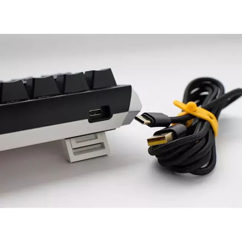 Ducky One 3 Classic SF žaidimų klaviatūra USB mechaninė 67 klavišų RGB