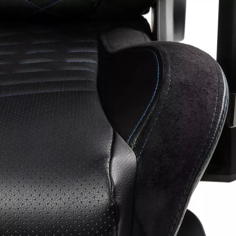 PC žaidimų kėdė noblechairs EPIC Padded seat Black 120 kg