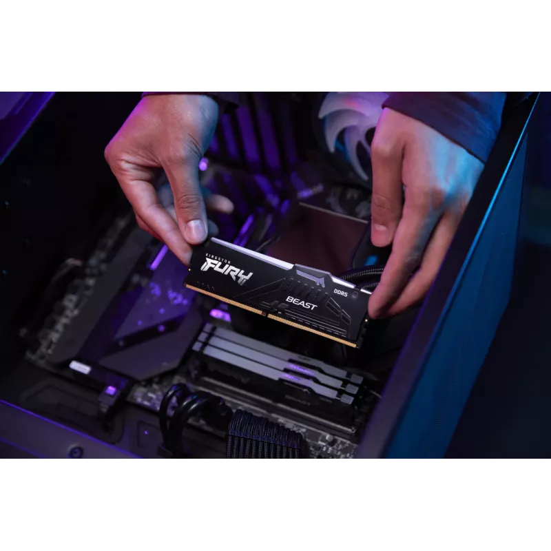 Kingston Technology FURY Beast 16 GB 5600 MT/s DDR5 CL40 DIMM (2 modulių rinkinys) RGB